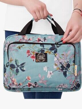 Bang & Carsen Travel Large Hanging Travel Cosmetic Bag12”x 9”x4” New